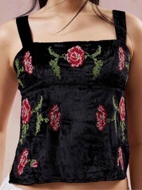 NWT Kimchi Blue Black Velvet Floral Embroidered Tank Top